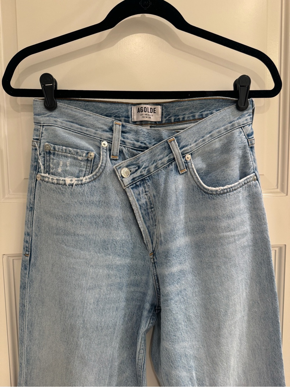 Agolde Arc Criss Cross Jeans in Conclusion - Picture 8 of 11